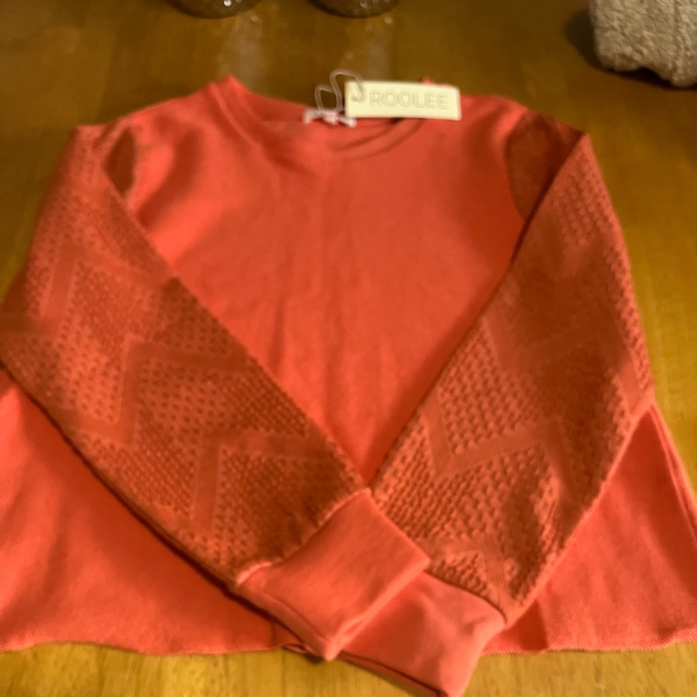 Roolee Women’s Orange Pull On Sweater Size Small - Picture 8 of 12